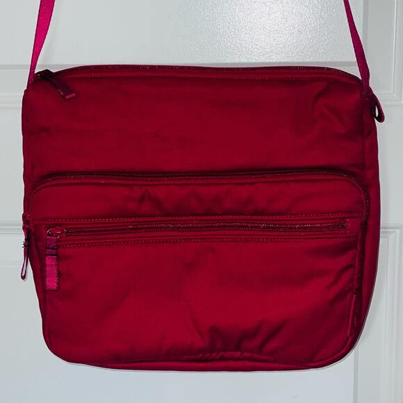 Vera Bradley Crossbody Bag, Cardinal Red, NWT - Picture 2 of 9